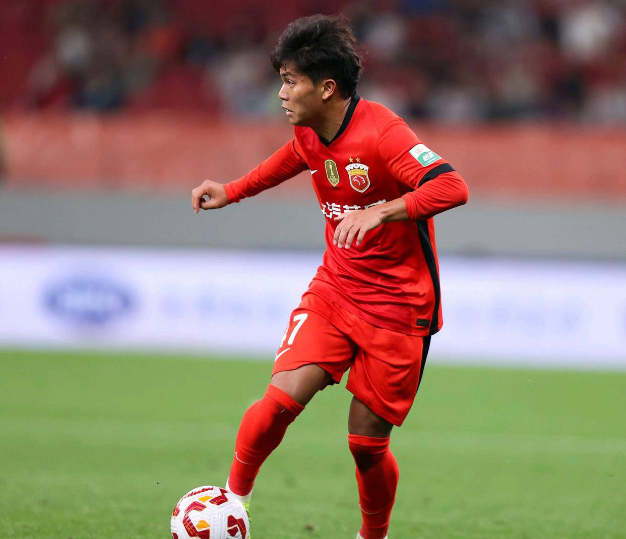 关于重返球场的伤愈球员，为球队带来新的希望的信息