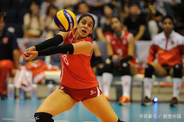 包含瑞典队在关键时刻力挽狂澜，取得胜利的词条