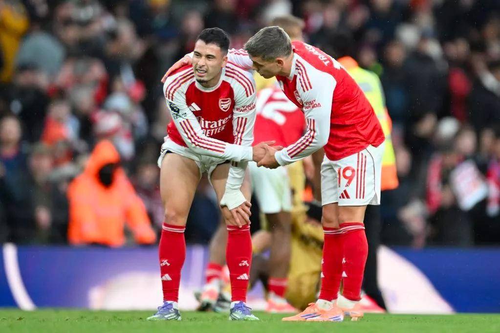 包含阿森纳中场大将因伤缺席下一场战役,球队团结备战的词条 包含阿森纳中场大将因伤缺席下一场战役,球队团结备战的词条