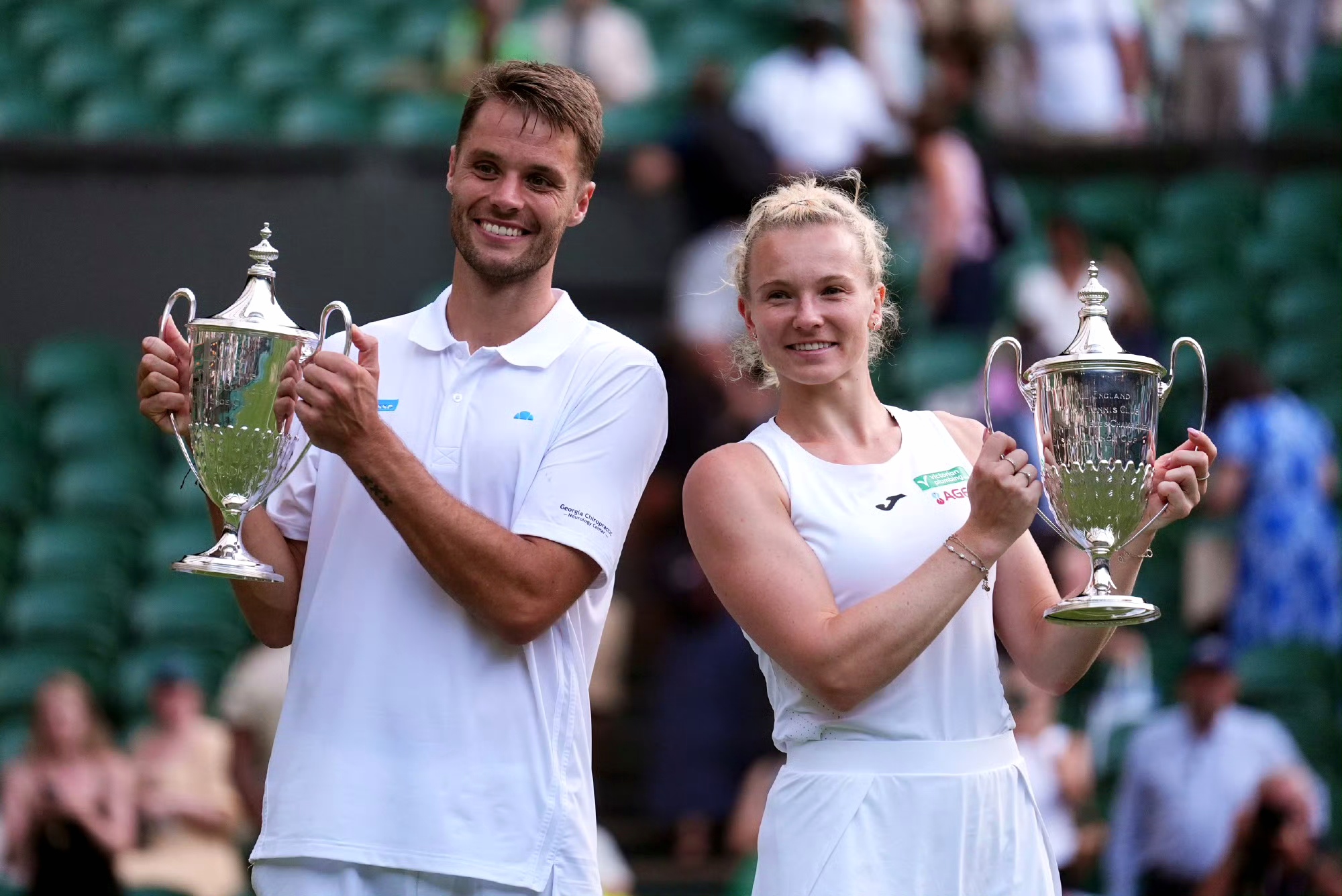 英国网球队碾压世界网球队，克耶高斯统治全场的简单介绍